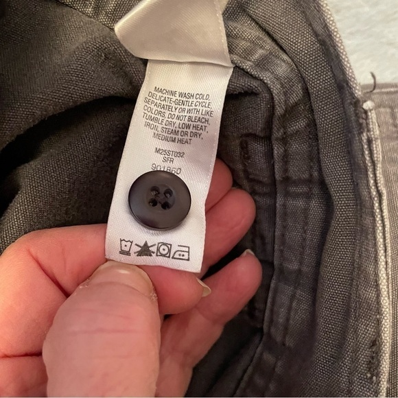 CABELLA’S Mens Cargo Shorts - Size 44 Grey/Charcoal Pls see pics for measurement - Picture 9 of 10